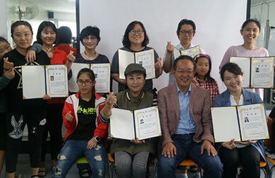 서포터즈 교육 당사자 전문 상담가 및 강사단 양성